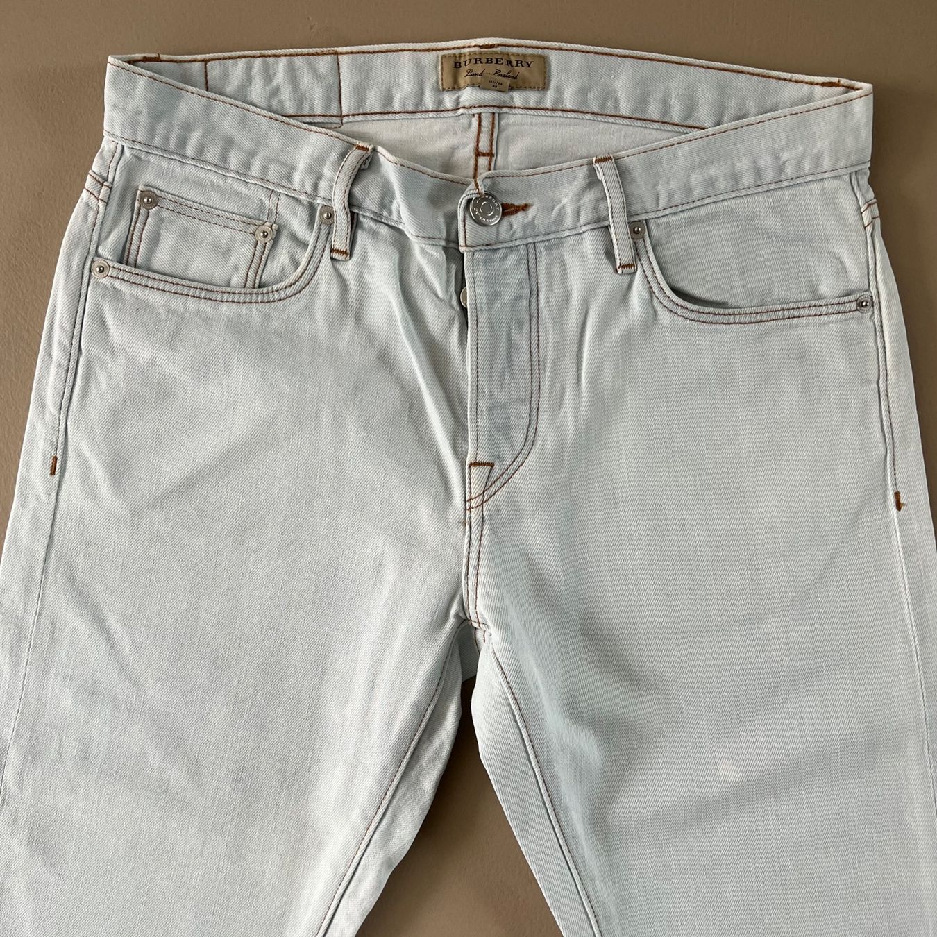 Burberry Jeans: BURBERRY Jeans 🩵 – Usato da zürich venduto da vintage12 1