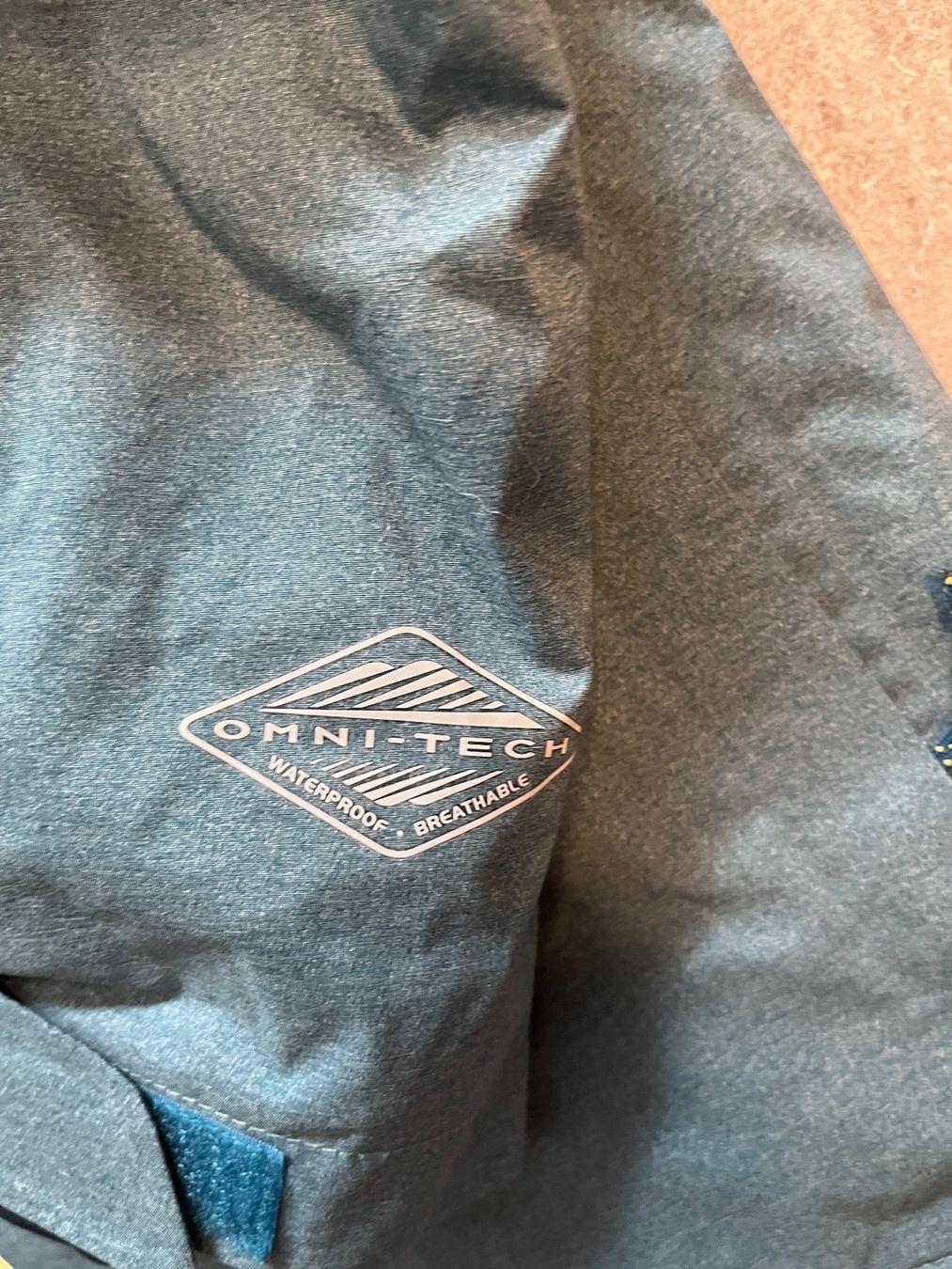 Columbia Giacche: Veste de ski Columbia Omni Tech taille – Nuovo (secondo la descrizione) da Boudry venduto da martin8mum 3