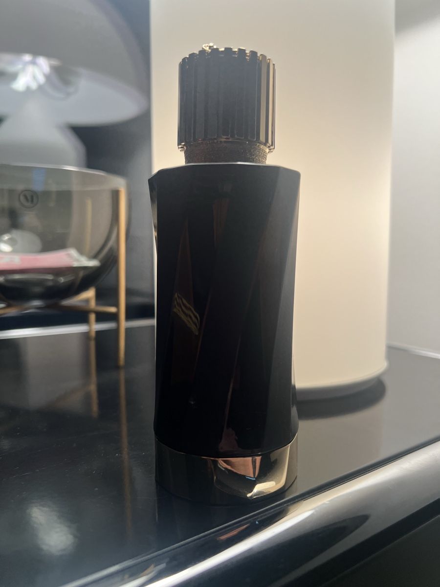 Versace Profumi & Eau de Toilette: Atelier Versace - Ambre Nectar – Nuovo (secondo la descrizione) da Basel venduto da eljias1311