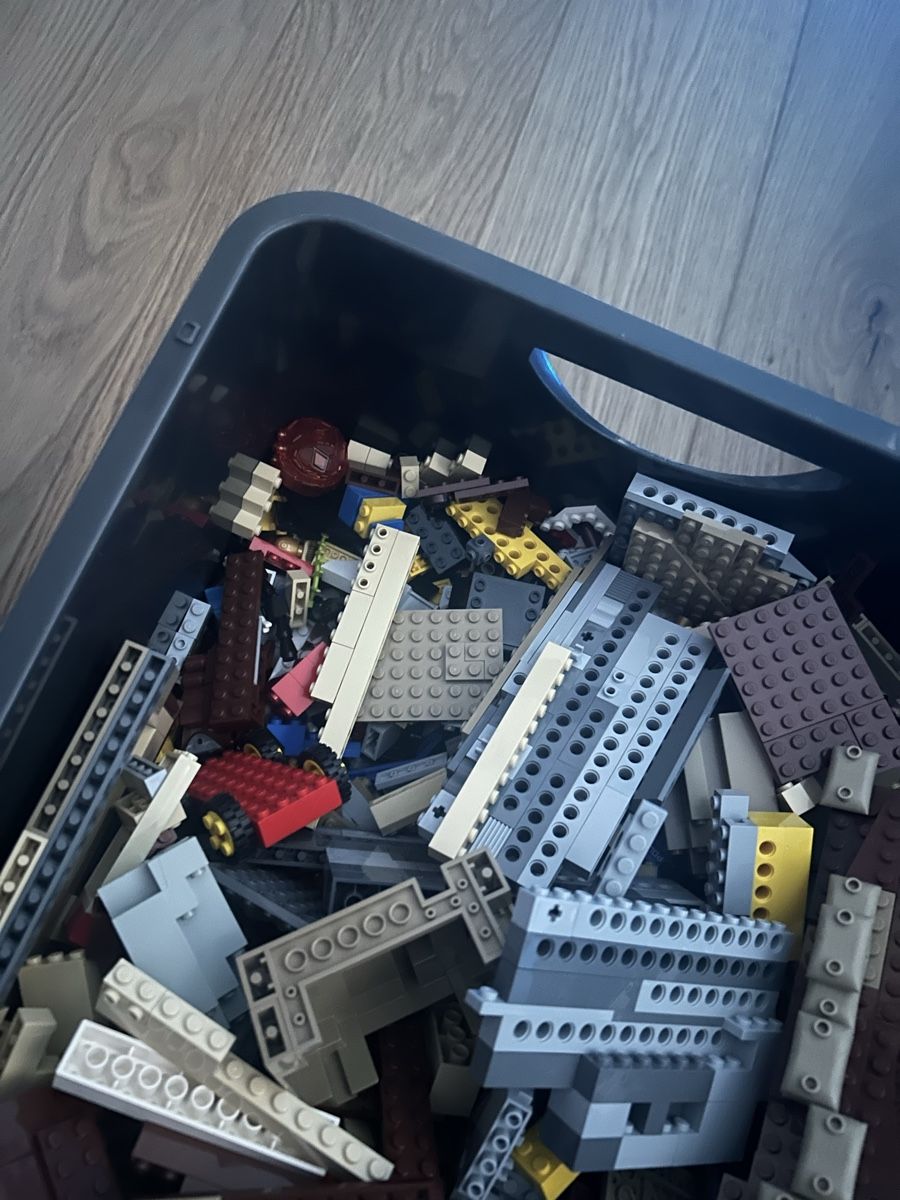 Lego Giocattoli: Kiste mit Legoteilen – Usato da Lyss venduto da Peter0102 1