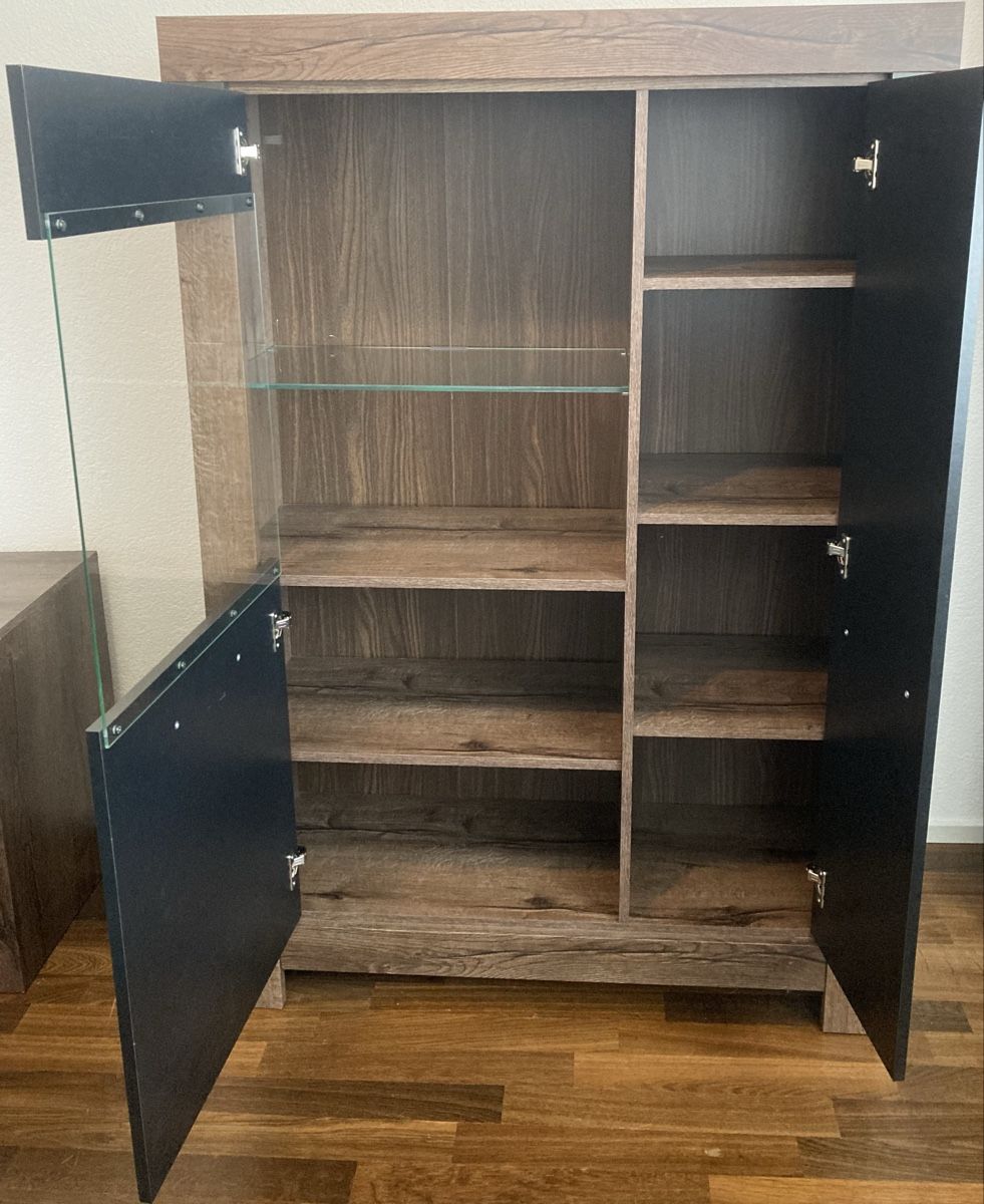 Vetrine: Vitrinenschrank – Usato da Amlikon-Bissegg venduto da pip_w8g7 1