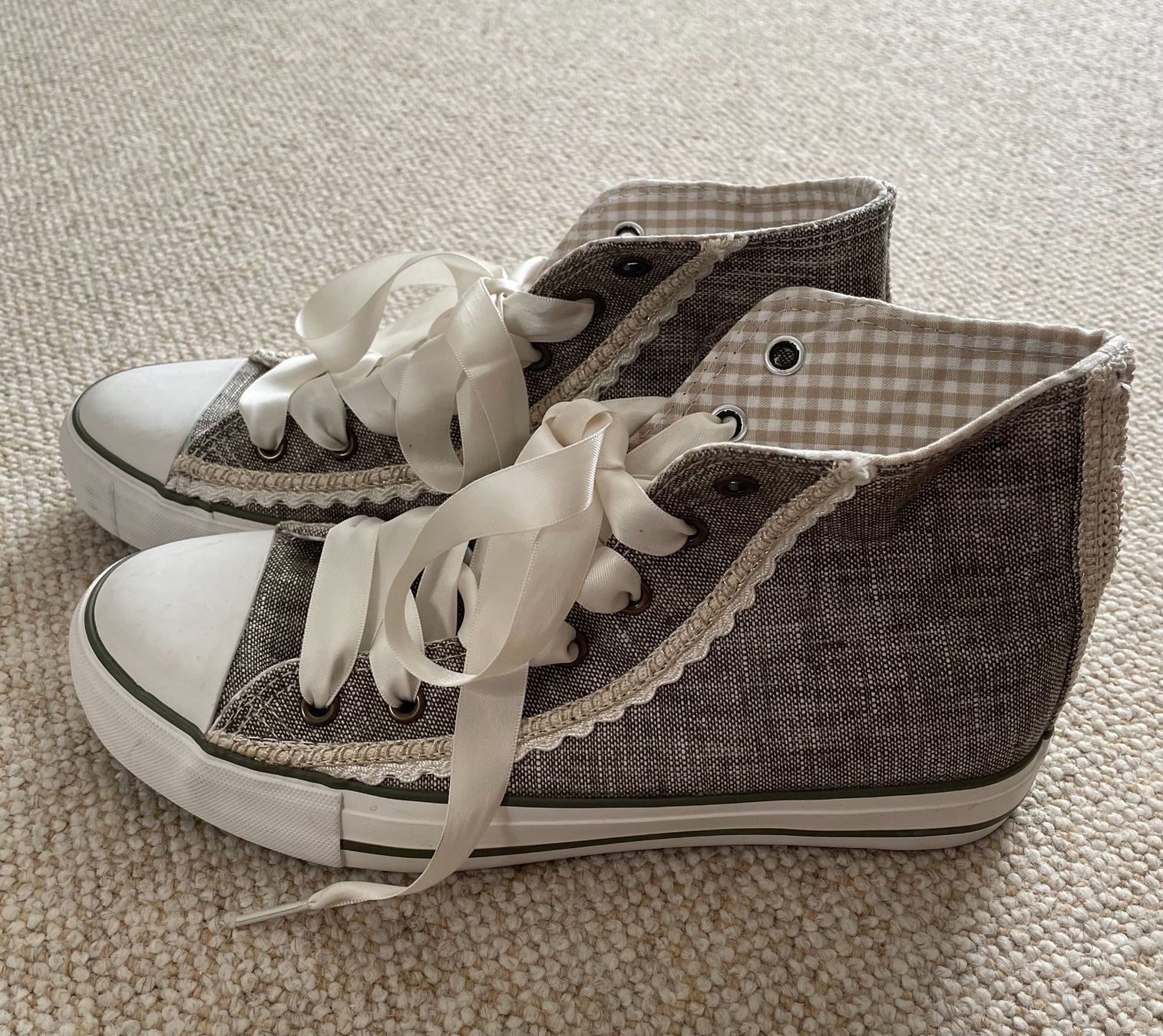 Krüger Scarpe da donna: Trachten-Sneaker Krüger – Nuovo (secondo la descrizione) da Rümlang venduto da Boehneli7