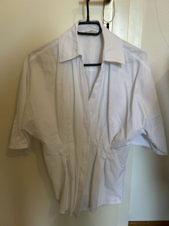 Damen Bluse Stradivarius weiss kurze Ärmel Grösse S 