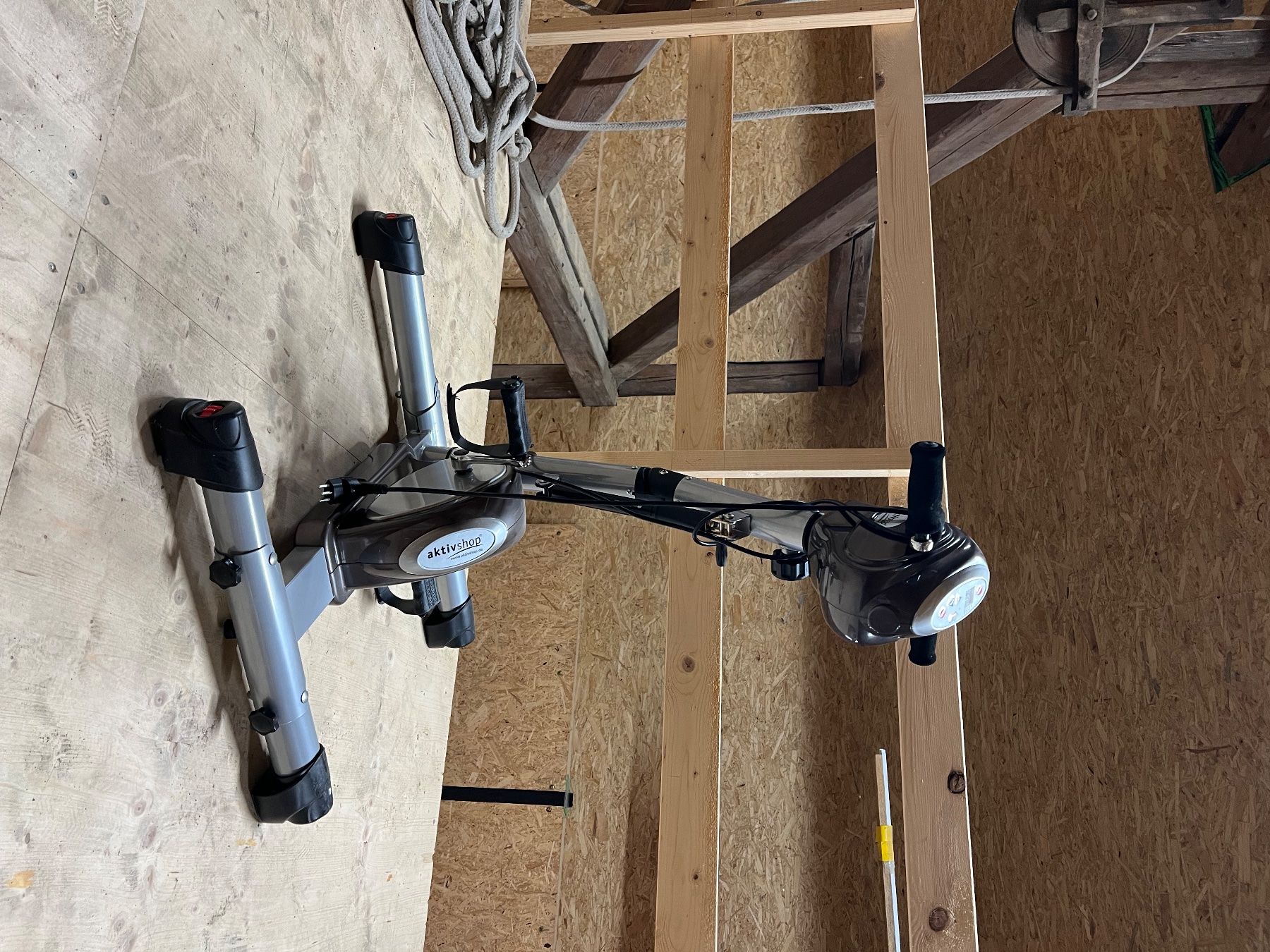 Vélos d'appartement: Bein- und Armtrainer – D'occasion à Maschwanden par nur_7pkj 4