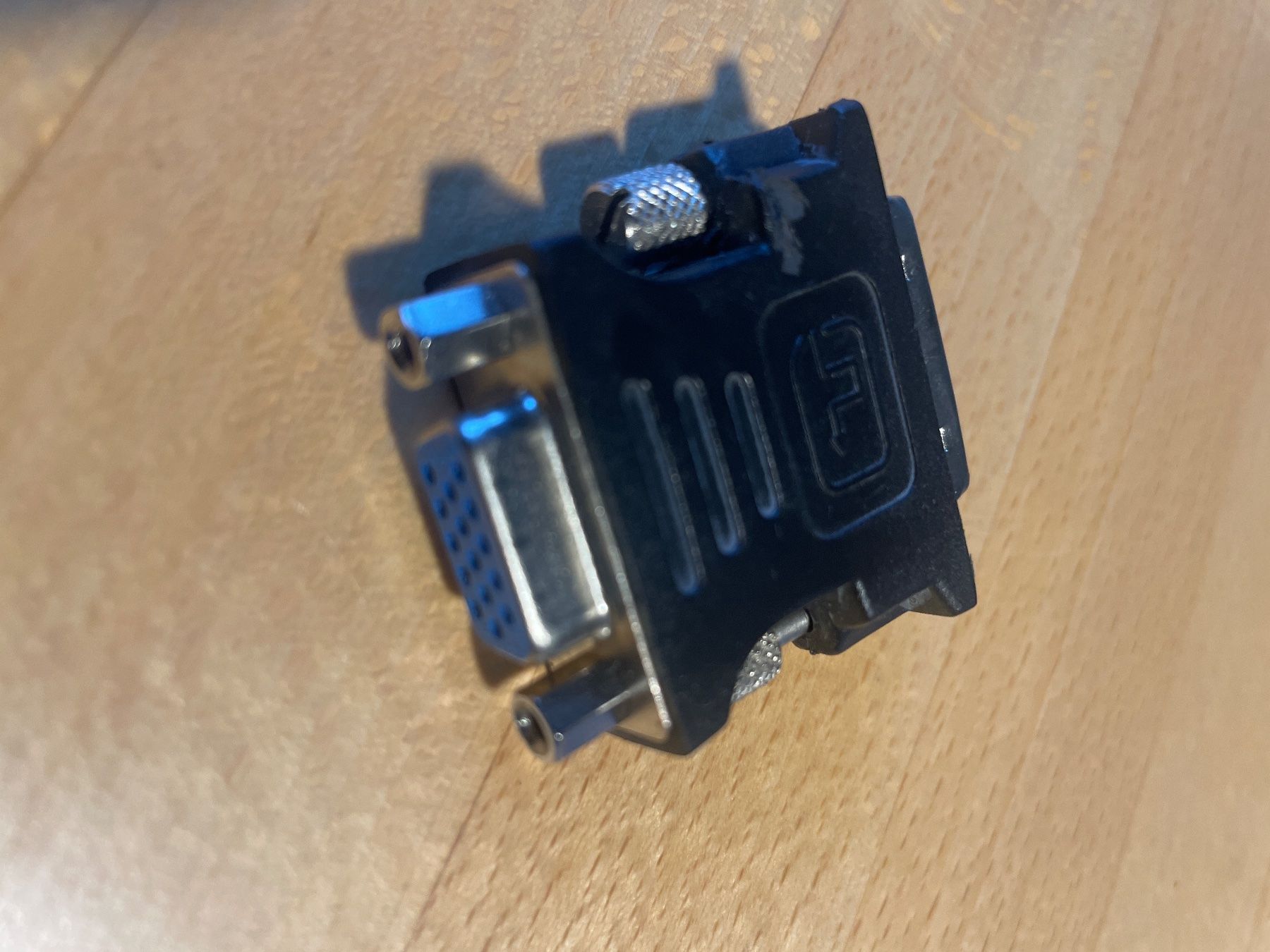 Unità & Adattatore: VGA Adapter auf DVI – Usato da Matzingen venduto da carola71 1