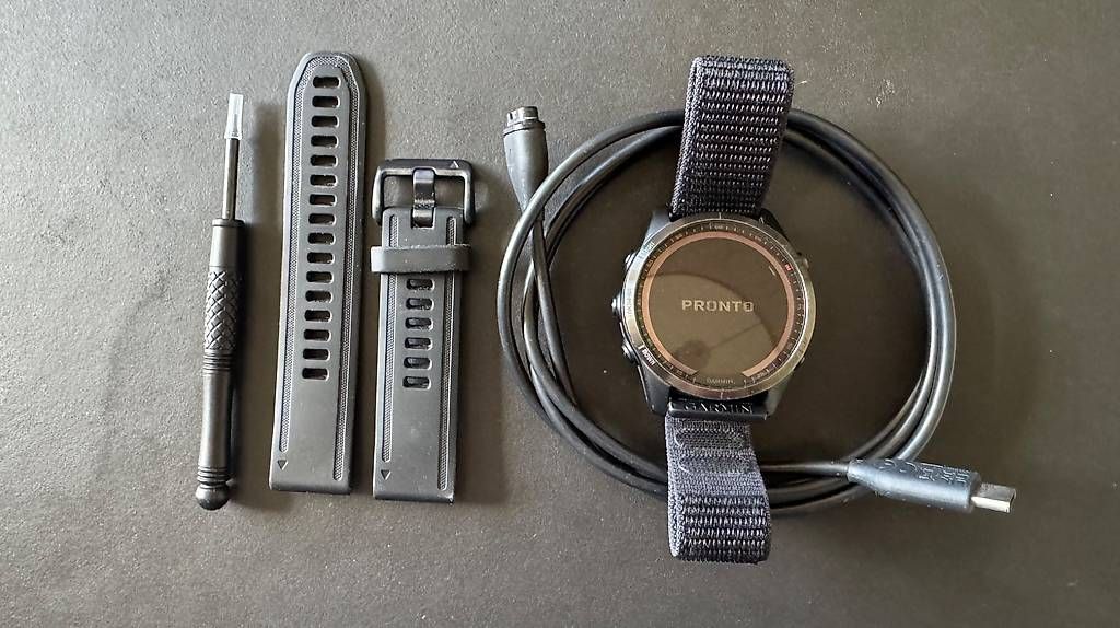 Smartwatch: Garmin Fenix 7s Solar – D'occasion à Wettswil par samuelvontobel