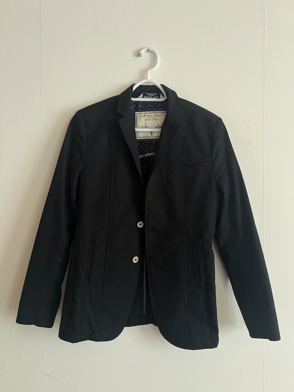 Zara Costumes, combinaisons de sport et fonctionnelles: Blazer Zara Man Gr. S – D'occasion à Koppigen par sar_y8bn