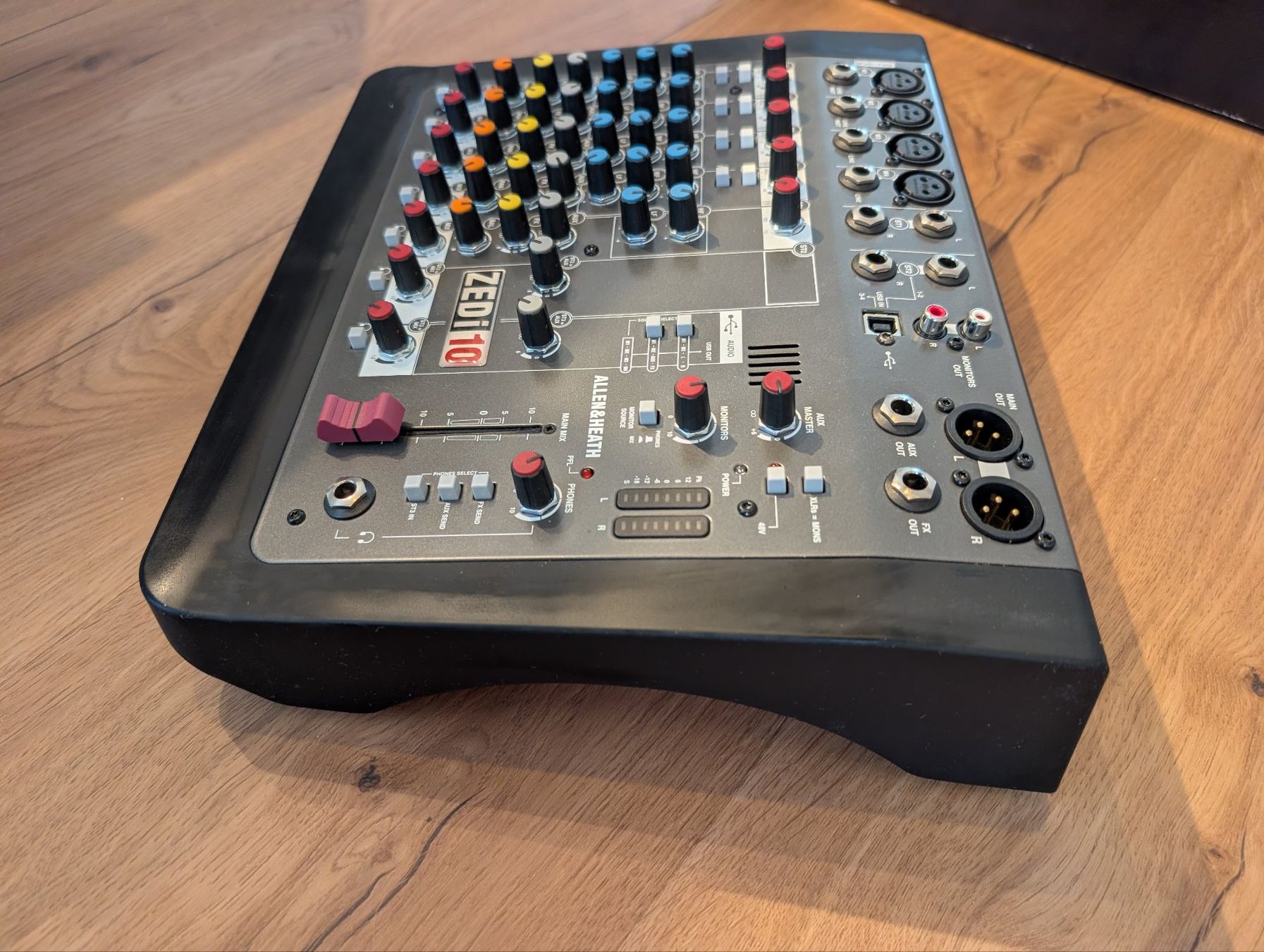 Allen & Heath Console di mixaggio: Allen & Heath ZEDi-10 – Usato da Niederwil AG venduto da paro06 3