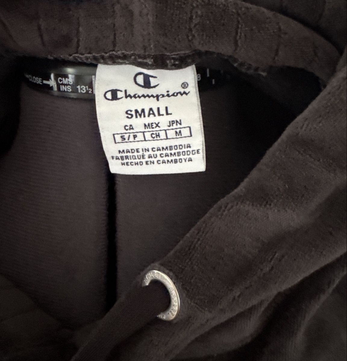 Champion Maglioni & Felpe: Champion Kapuzenpullover Samt schwarz Grösse S – Usato da St.Gallen venduto da Inasp_ 1