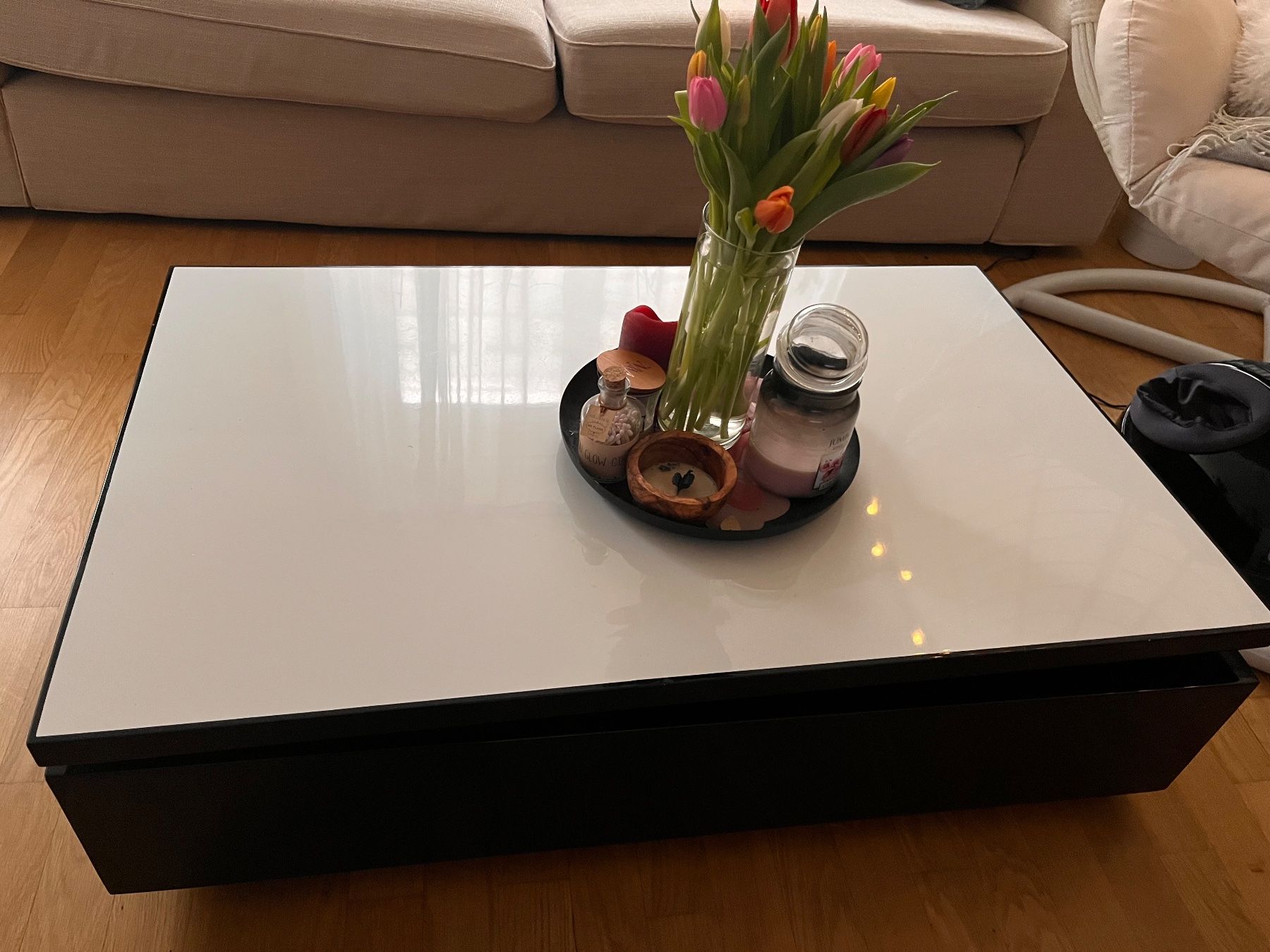 Tavoli: Couchtisch/Wohnzimmertisch – Usato da Zürich venduto da joz_9y66