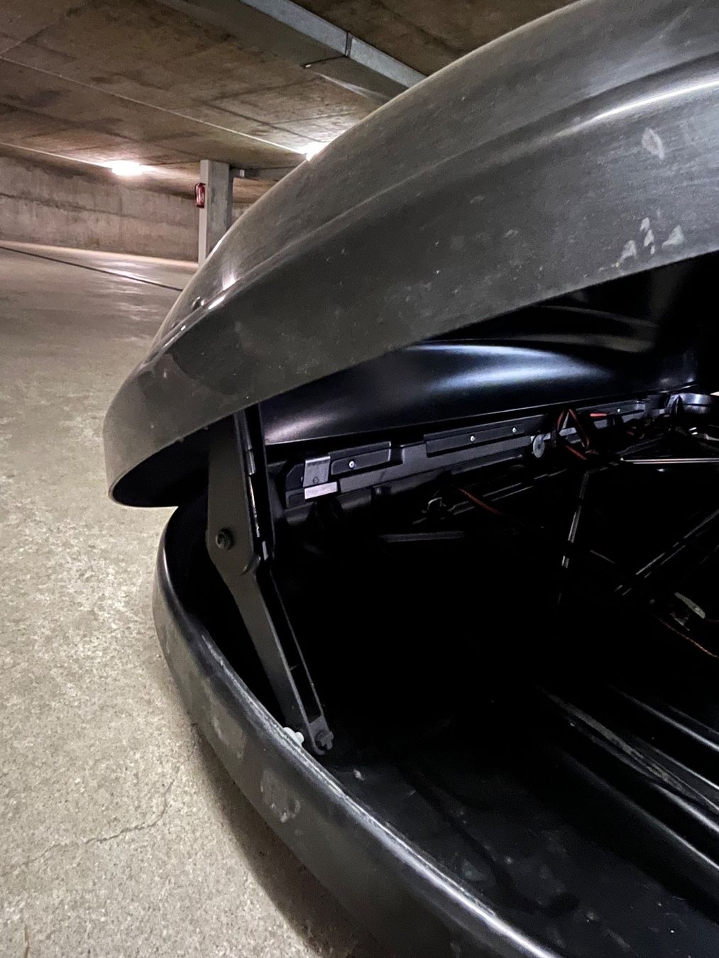 Dachboxen: Mercedes Dackbox inkl Trägersystem – Gebraucht aus Nidau von  3