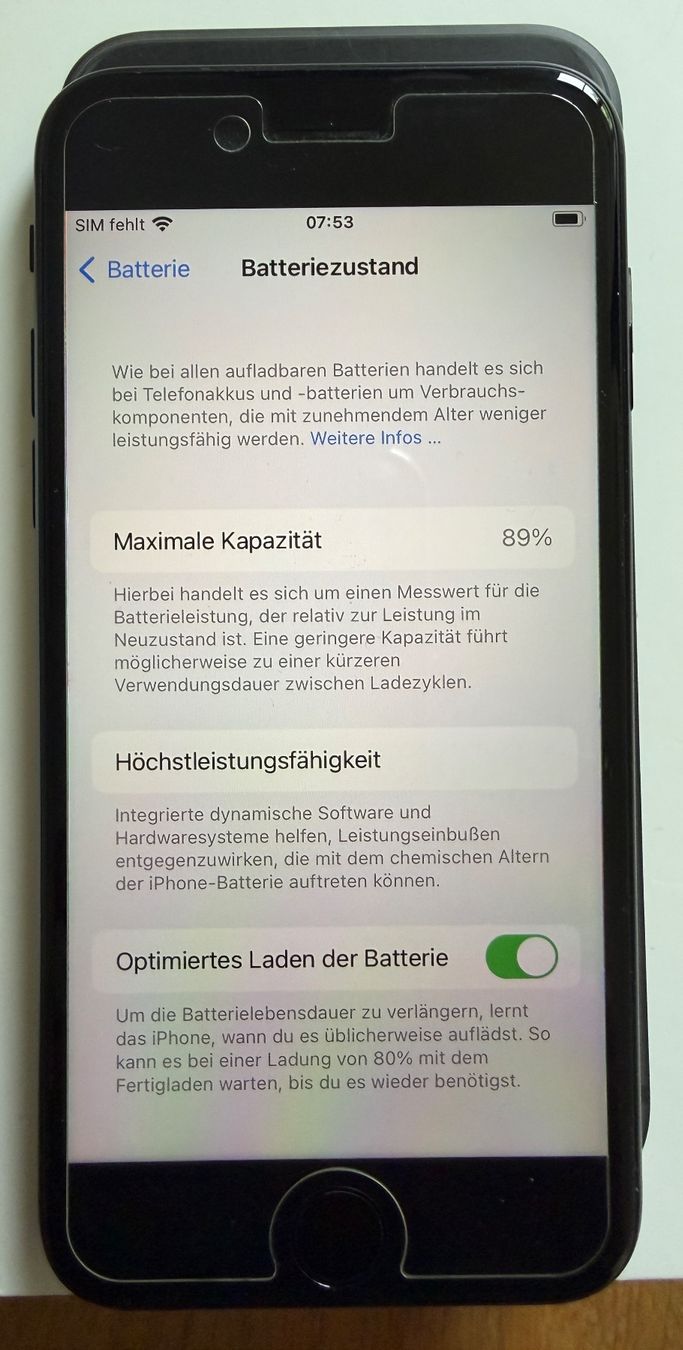 Apple Handys / Smartphones: iPhone SE (2020) 128GB, Schwarz – Gebraucht aus Muntelier von Oli1981 5
