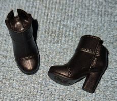 chaussures pour Barbie 