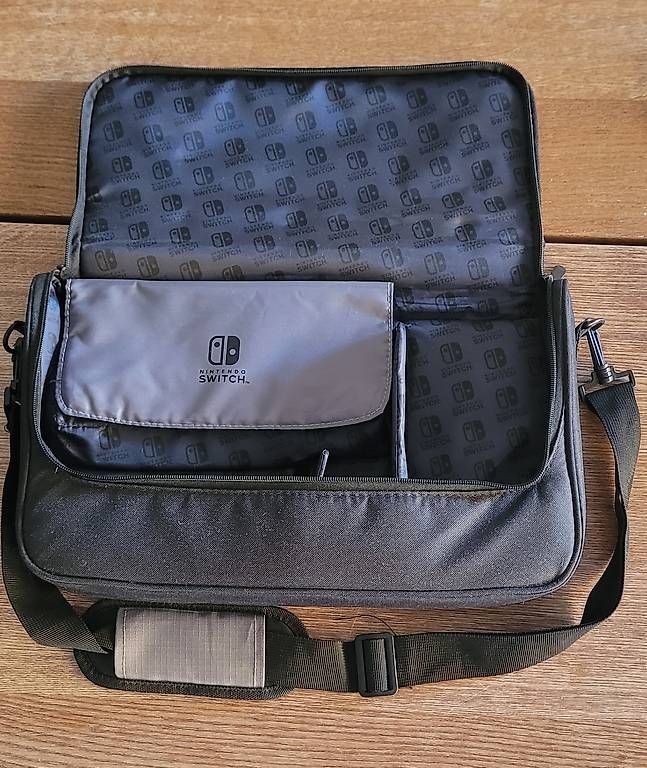 Consoles: Accessoires Nintendo Switch – D'occasion à Satigny par SKringel 2