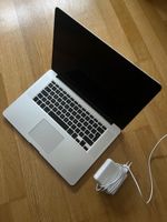 MacBook pro 15” Retina - 16gb RAM - I7 - 256gb