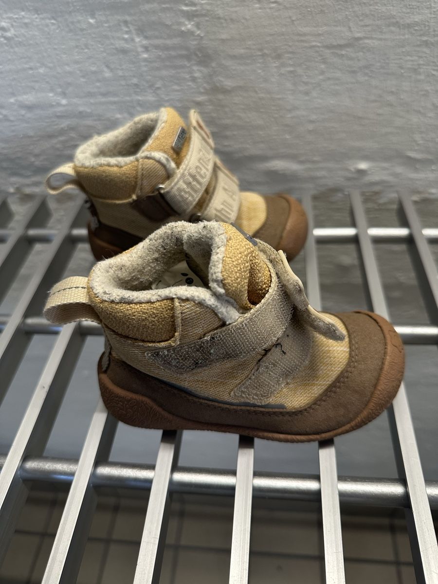 Affenzahn Scarpe da uomo: Affenzahn wasserdichte KinderSchuhe Grösse 22 – Usato da Zürich venduto da Rania68 1