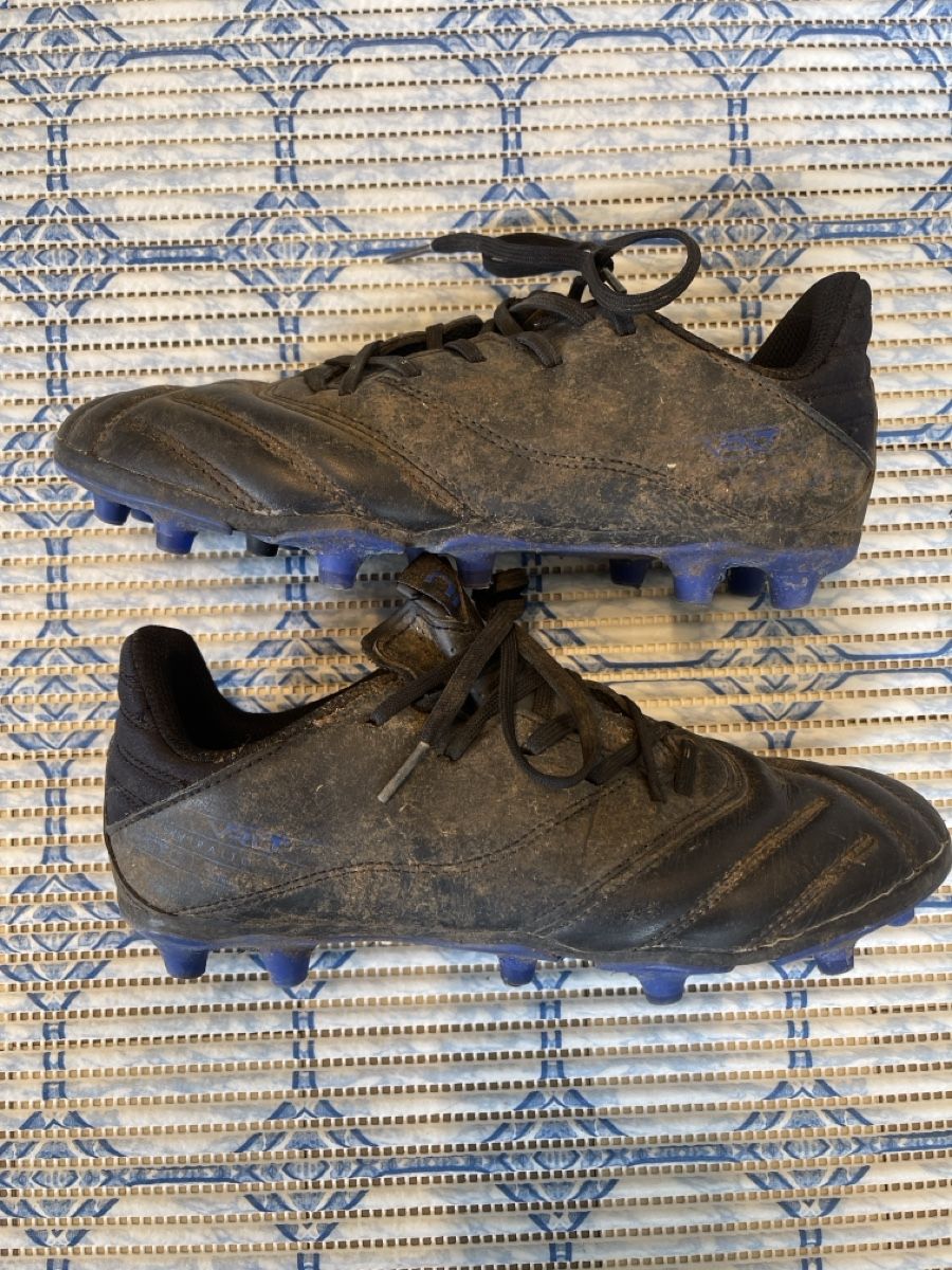 Scarpe per ragazzi: Kickschuhe – Usato da Basel venduto da 4052La