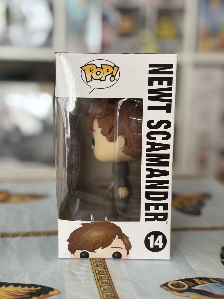 Funko Statuette: Funko Pop Fantastic Beasts: Newt Scamander – Nuovo e nell'imballaggio originale da St. Gallen venduto da Becky__ 1