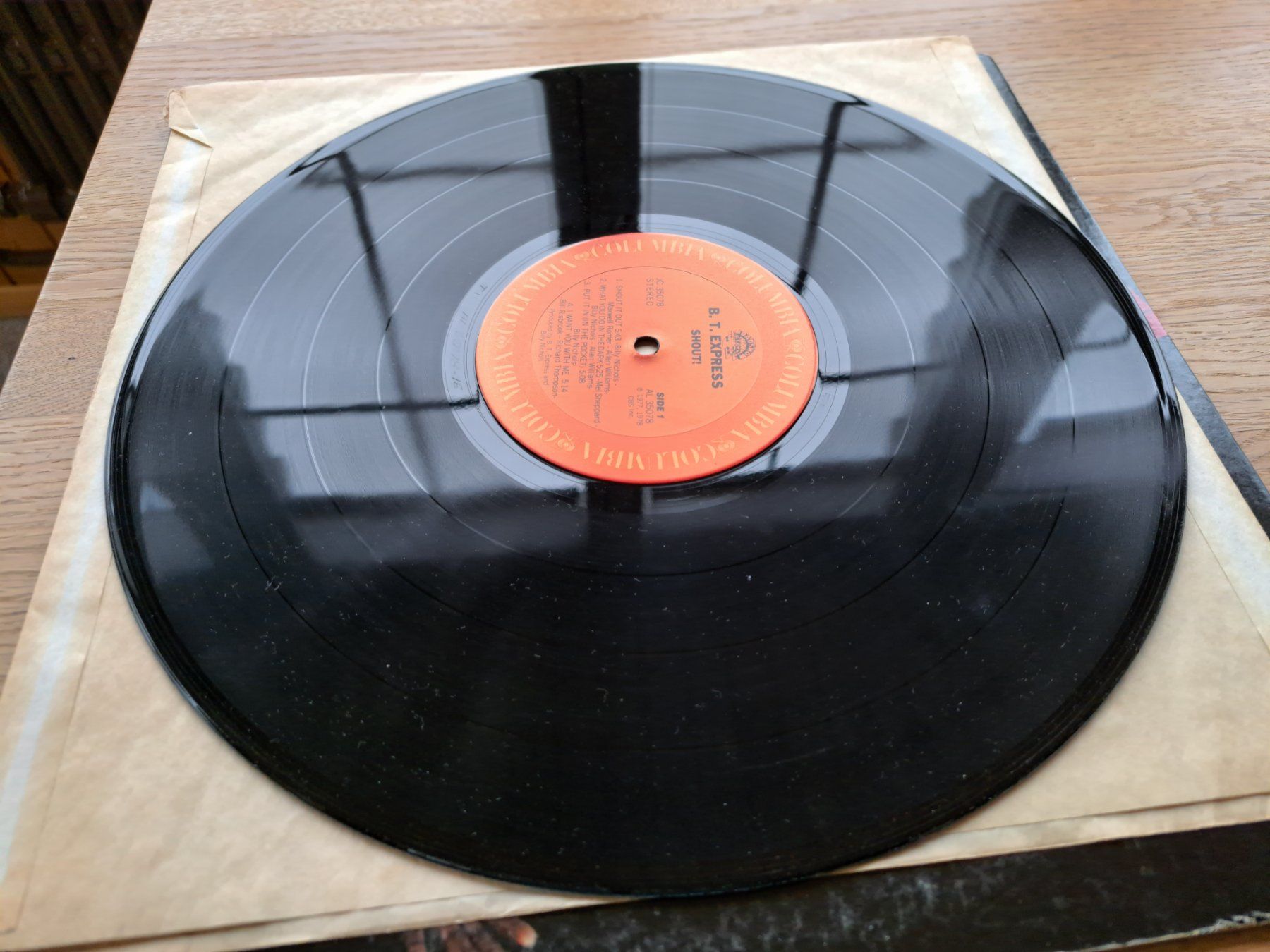 Dischi in vinile: B.T. Express - Shout! Shout it out – Usato da Meggen venduto da Ricardokoch 3