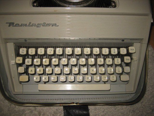 Remington Macchine da scrivere: Schreibmaschine antik Remington – Usato da Winterthur venduto da pf02 5
