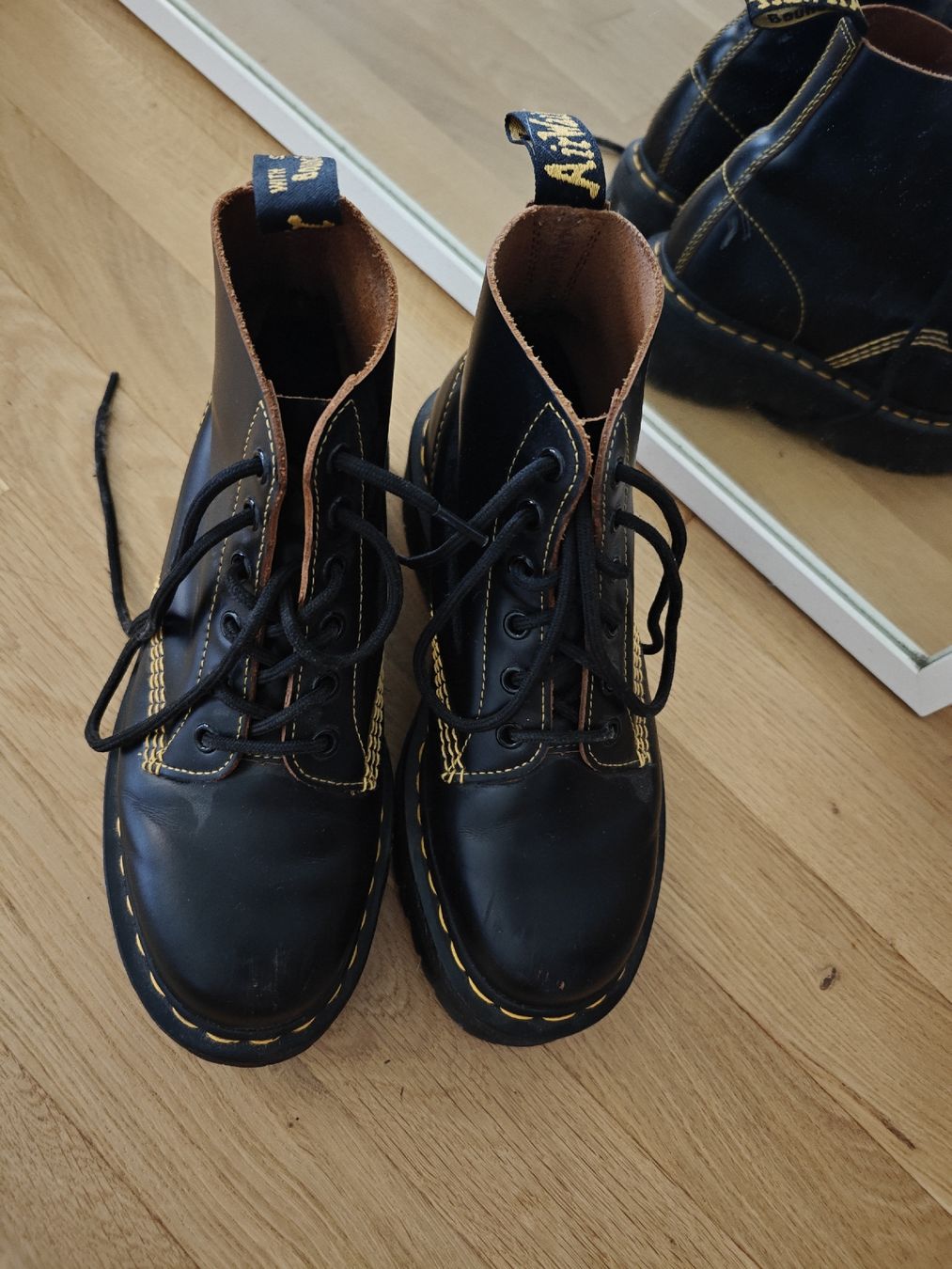 Dr. Martens Scarpe da donna: Dr. Martens 101 UB Quad Platform Boots Black Leather Size 39 – Nuovo (secondo la descrizione) da Liebefeld venduto da kamaha95 1