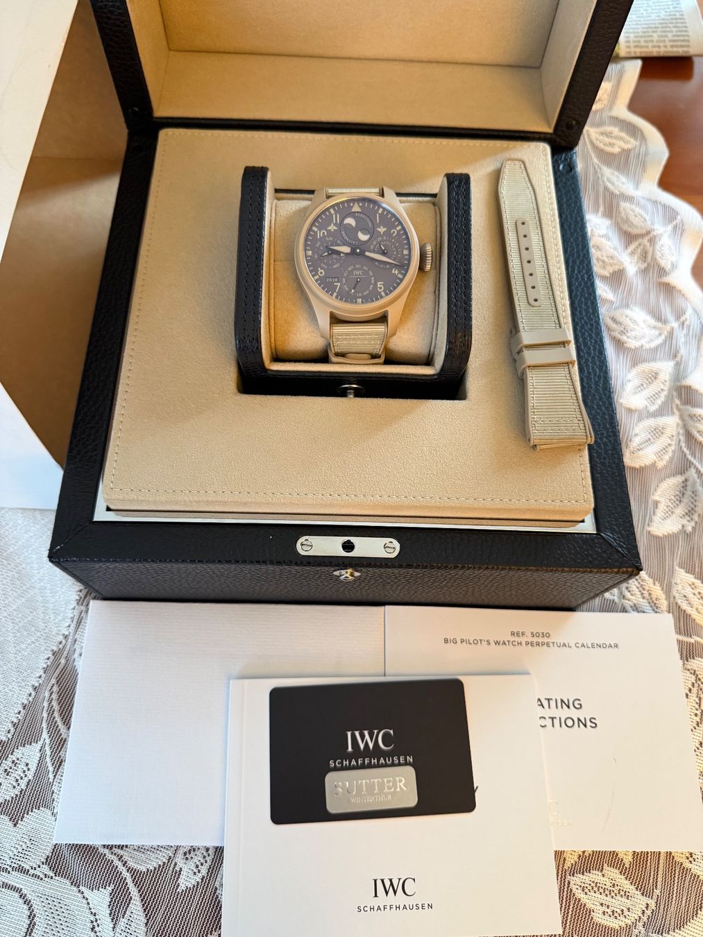 IWC Montres: IWC Big Pilot Perpetual Calendar Mojave Desert – Neuf (Voir description) à Schlieren par Limmat17 2