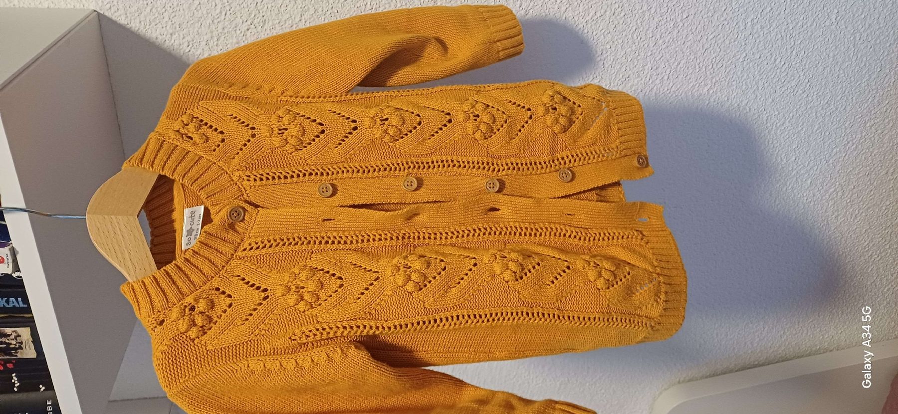 Maglioni & Felpe: So cute Strickjacke gelb Grösse 98 – Usato da Riniken venduto da Lessy-