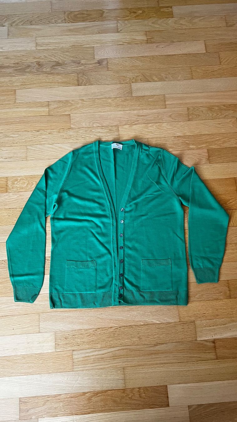 Peter Hahn Giacche: Grüne Strickjacke Grösse M Peter Hahn – Usato da Küsnacht ZH venduto da Gila1983