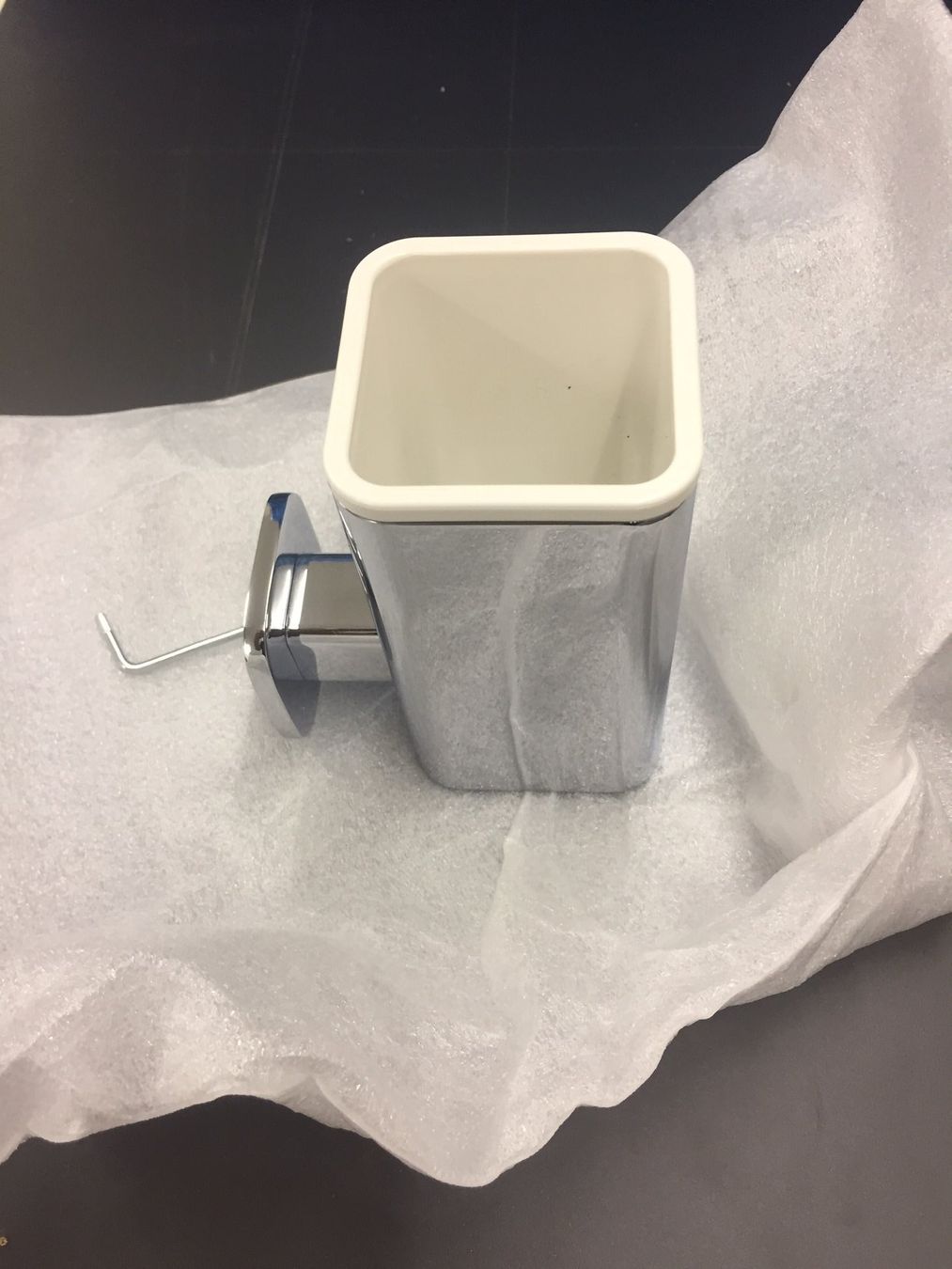Alle Dekorationen: Porta bicchieri da parete NOBILI – Neu und originalverpackt aus Losone von pelchr 2