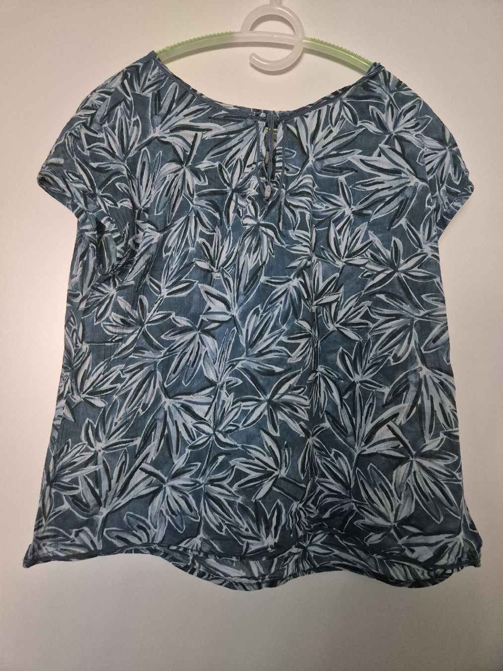 Nile Camicette: NILE BLUSE GR M – Usato da Brienz BE venduto da kafi16