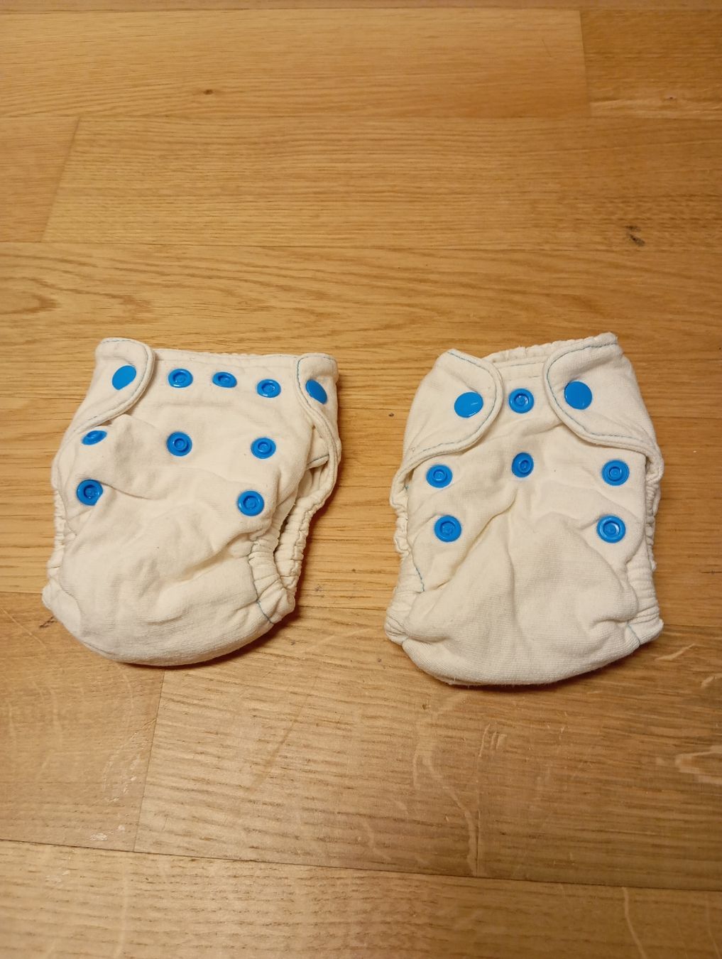 Windeleimer & Windeln: 2x Thirsties Newborn Höwi Stoffwindeln – Neu (gemäss Beschreibung) aus Tobel von Jorca