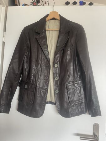 Braune Lederjacke