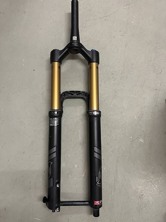 Pezzi di ricambio: FOX 36 29/27.5+ Fork 160mm – Usato da Silvaplana venduto da SkoCats1 1