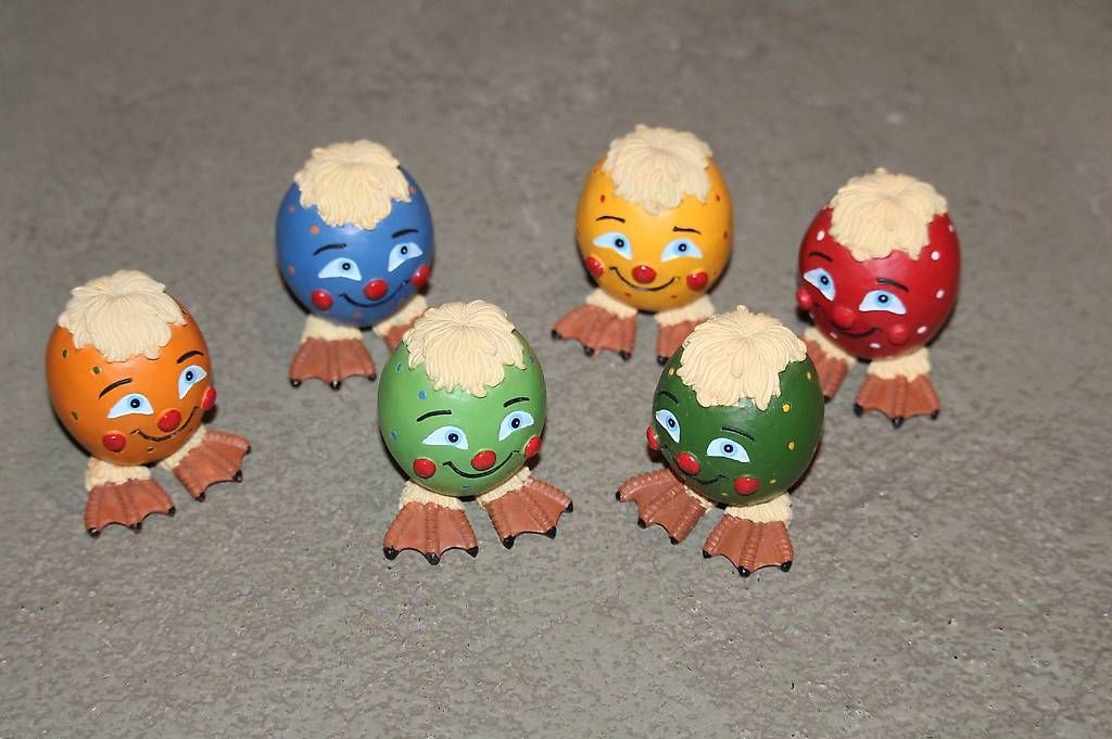 Figuren: Oster - Eier auf Füssen – Gebraucht aus Grenchen von juebo