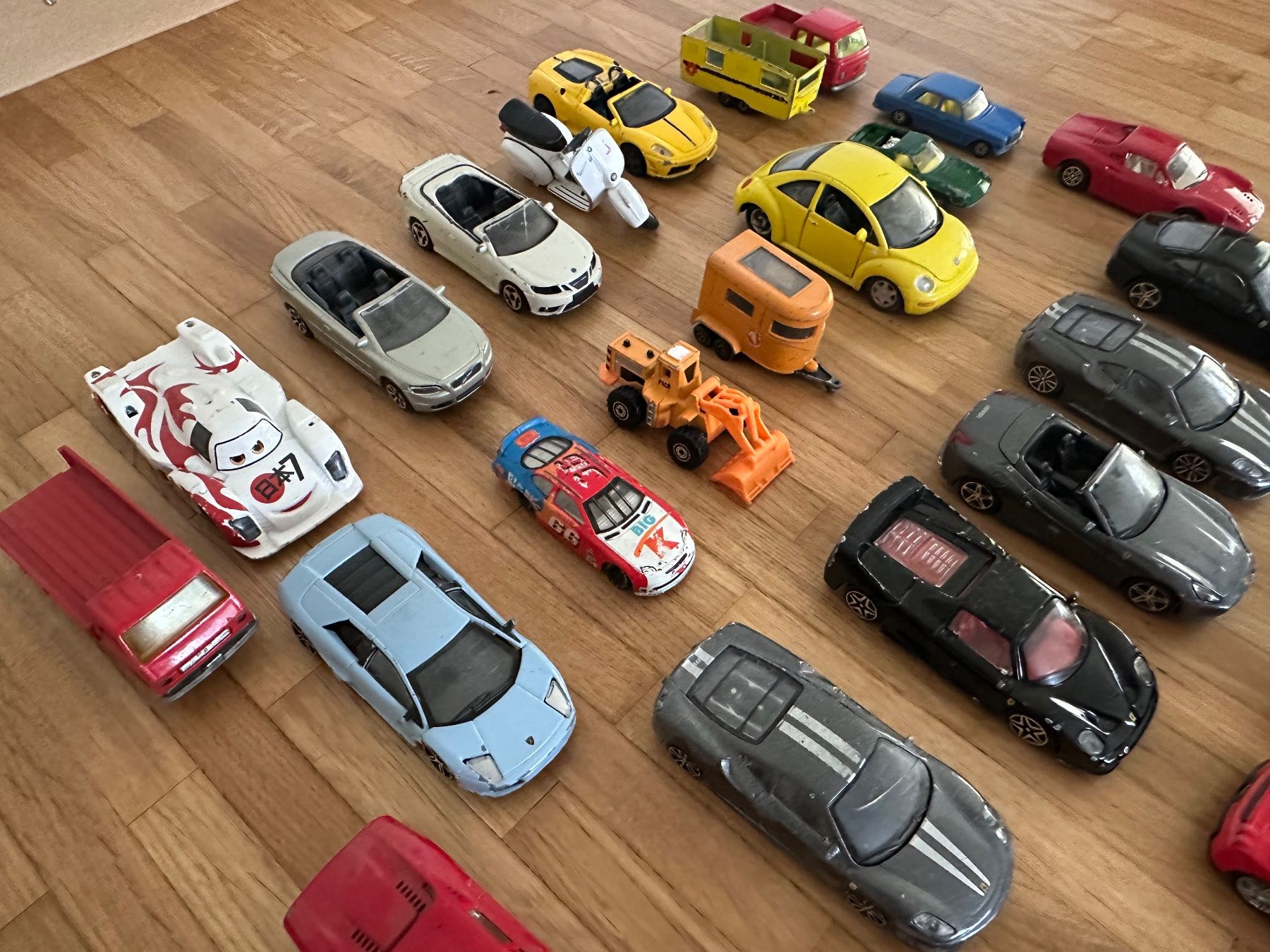 Bburago Modellautos: BBurago Ferrari Versammlung 1/43 – Gebraucht aus Thalwil von Ivanoffka 3