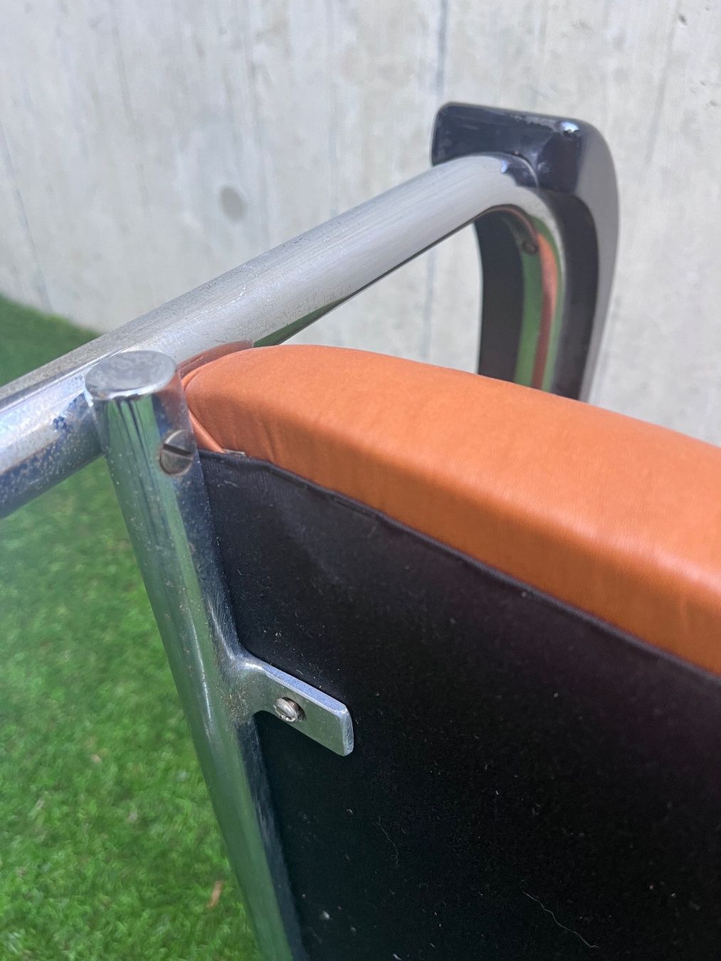 Embru Poltrone: Freischwinger Sessel + Hocker von Embru – Usato da Küsnacht ZH venduto da Quiti 6