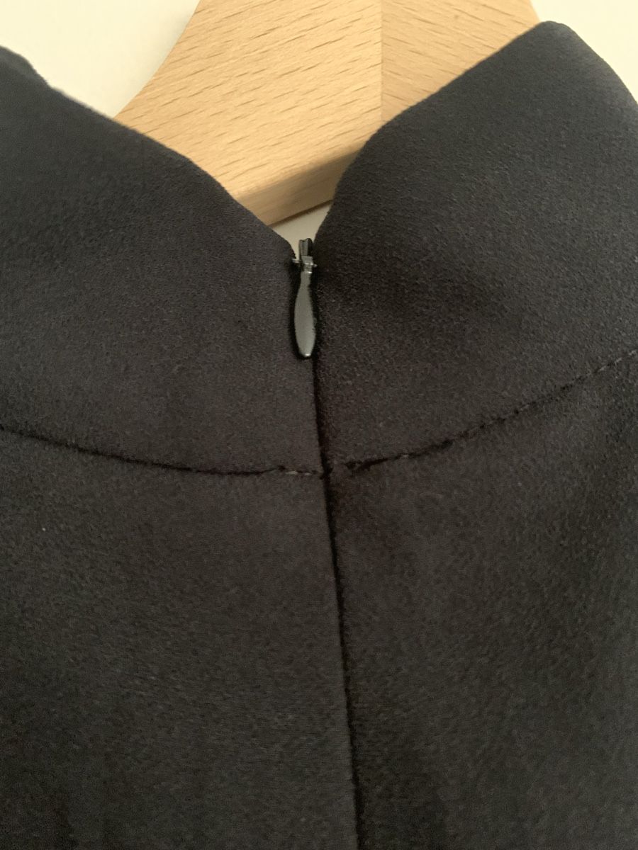 Iro Vestiti: Robe portefeuille noire Iro – Nuovo e nell'imballaggio originale da Genève venduto da rez_c6c6 4