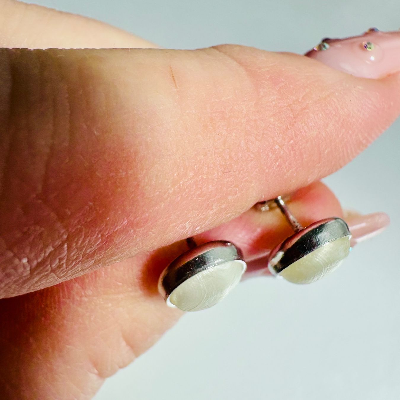 Ohrringe & -stecker: Ohrstecker rund Cabochon 8mm 925 Silber Perle Perlmutt – Neu (gemäss Beschreibung) aus Zürich von goldfisch.schmuck 5