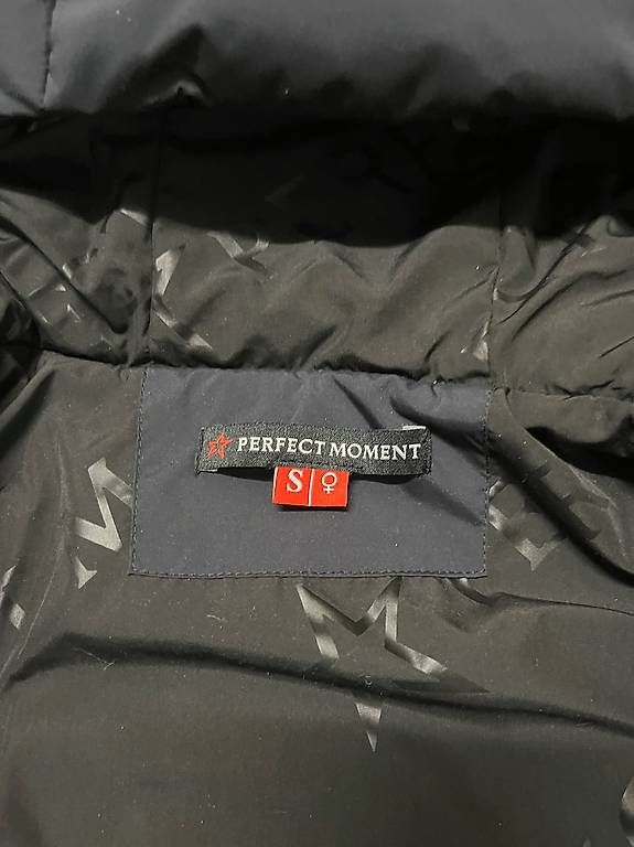 Completi & Tailleur: Combinaison de ski Perfect Moment Bluebird S – Usato da Les Acacias venduto da kim_2dxt 4