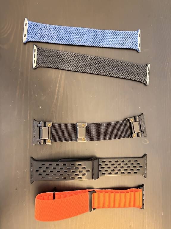 Armbänder & -reifen: Apple Watch Armbänder 42-49mm – Gebraucht aus Zürich von Tomasz07