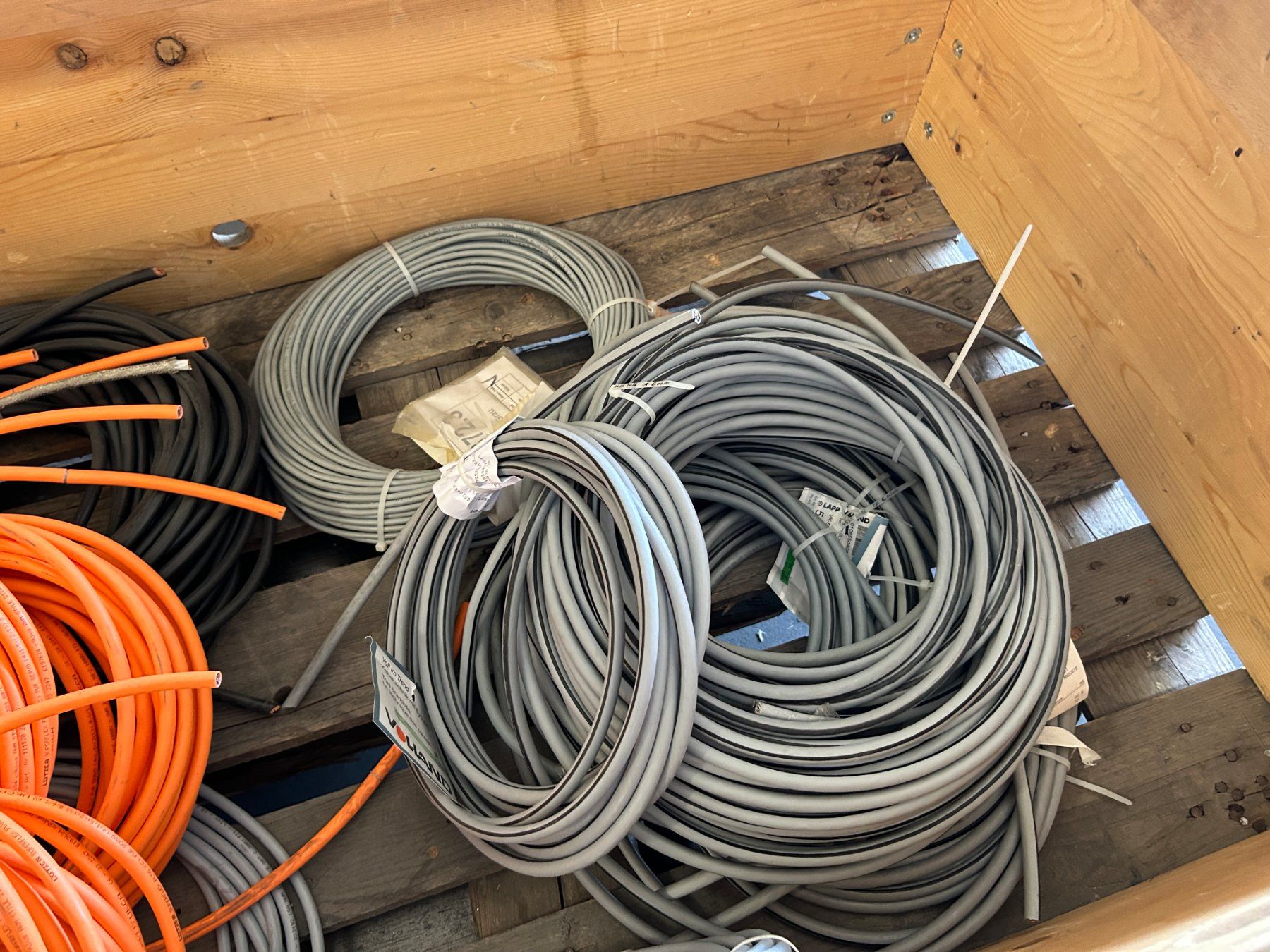 Câbles: Posten Elektrokabel - Kupferkabel NEU – Neuf (Voir description) à Zofingen par Maschinenfabrik 5