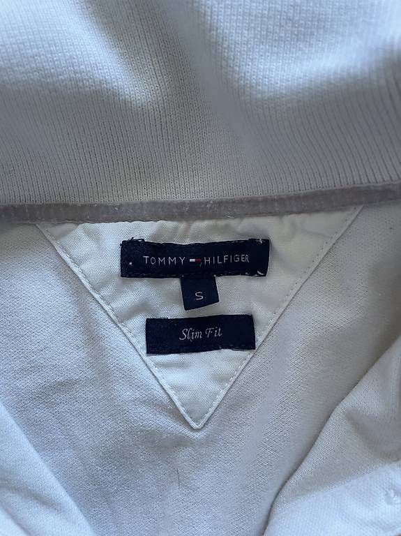 T-shirt: Tommy Hilfiger T shirt – Usato da Richterswil venduto da pes_q6wv 2