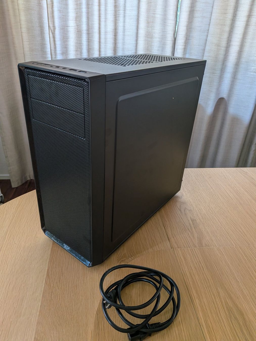 Intel PC: Desktop Computer, Intel Core i5-9400F 16GB RTX 3060 Ti, 1TB – Usato da Wettingen venduto da Lata2012 1