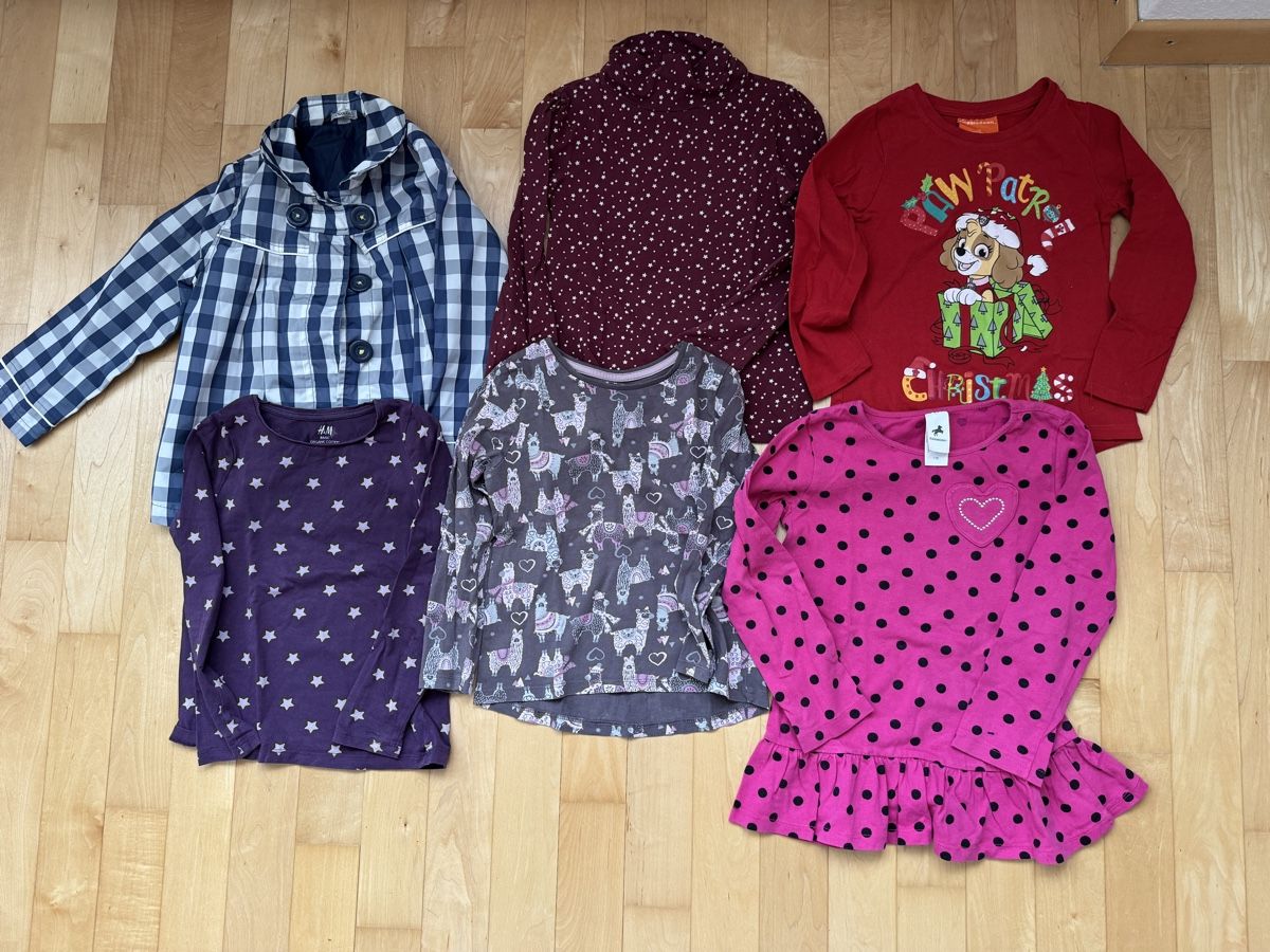 Lotti & Set di vestiti: 35-teiliges Mädchen-Kleiderpaket Gr. 116 – Usato da Möhlin venduto da tiio 3