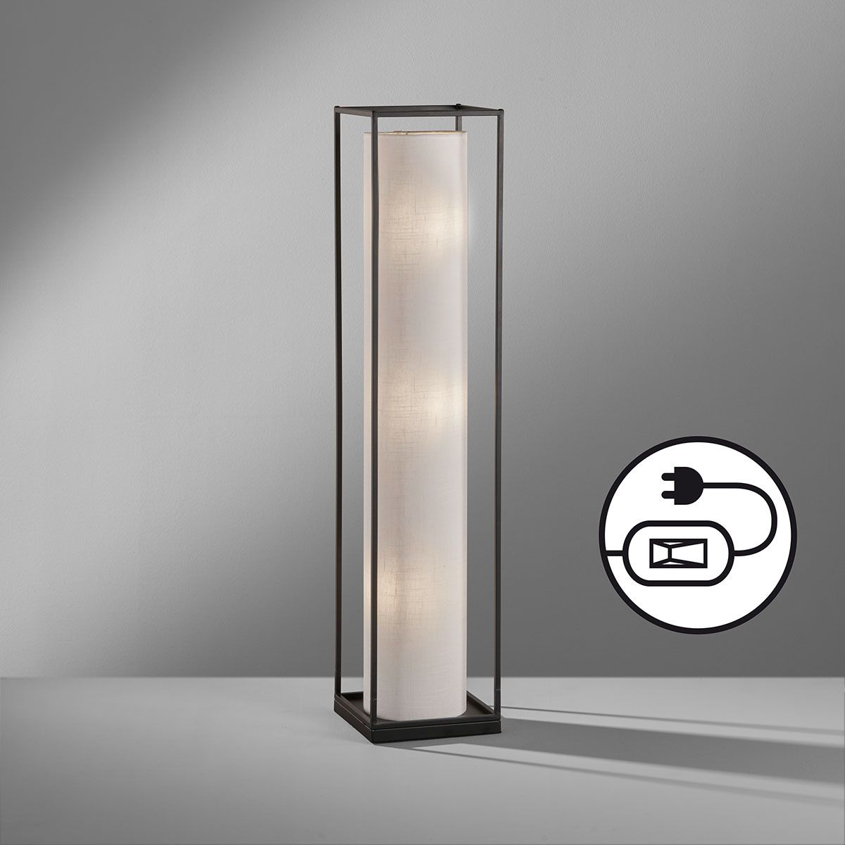 Lampade: Stehleuchte, Stoffschirm, 115 cm Höhe – Nuovo (secondo la descrizione) da Kreuzlingen venduto da Smart-Light