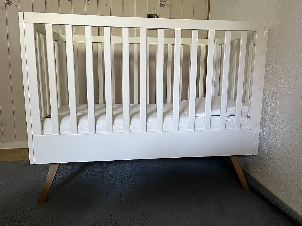 Vox Betten: Lit bébé Vox Nautis Blanc + matelas cocolatex – Gebraucht aus Cossonay-Ville von cas_wq6f 1