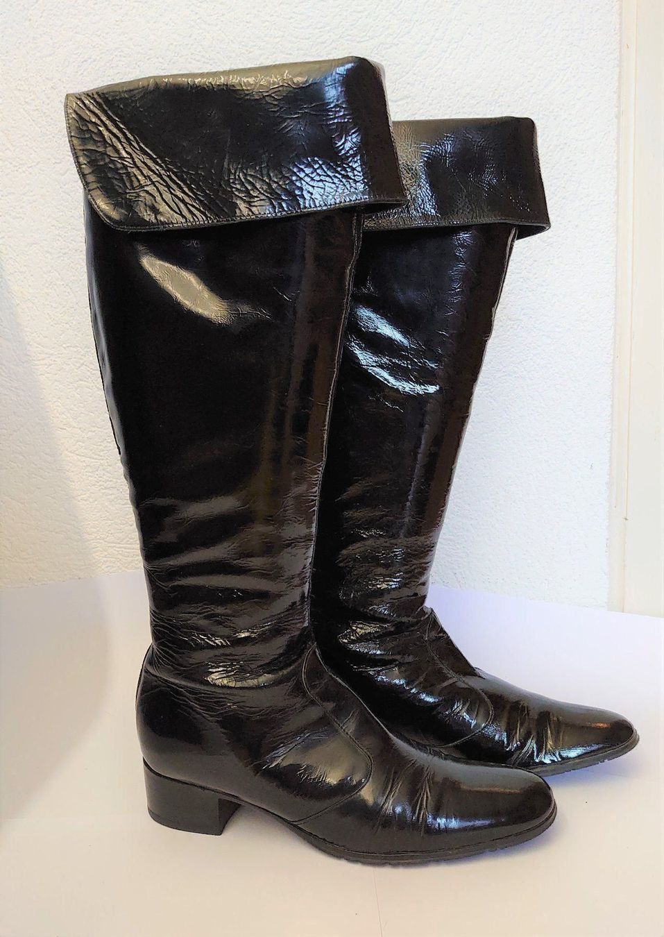 Scarpe da donna: Fancy Stiefel, Lack-Leder, Grösse 37 – Nuovo (secondo la descrizione) da Wildegg venduto da Sunburg