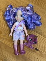 Rainbow High Puppe mit Zubehör lila Haare guter Zustand