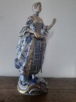 Meissen - Sehr seltene, grosse Rokoko Dame
