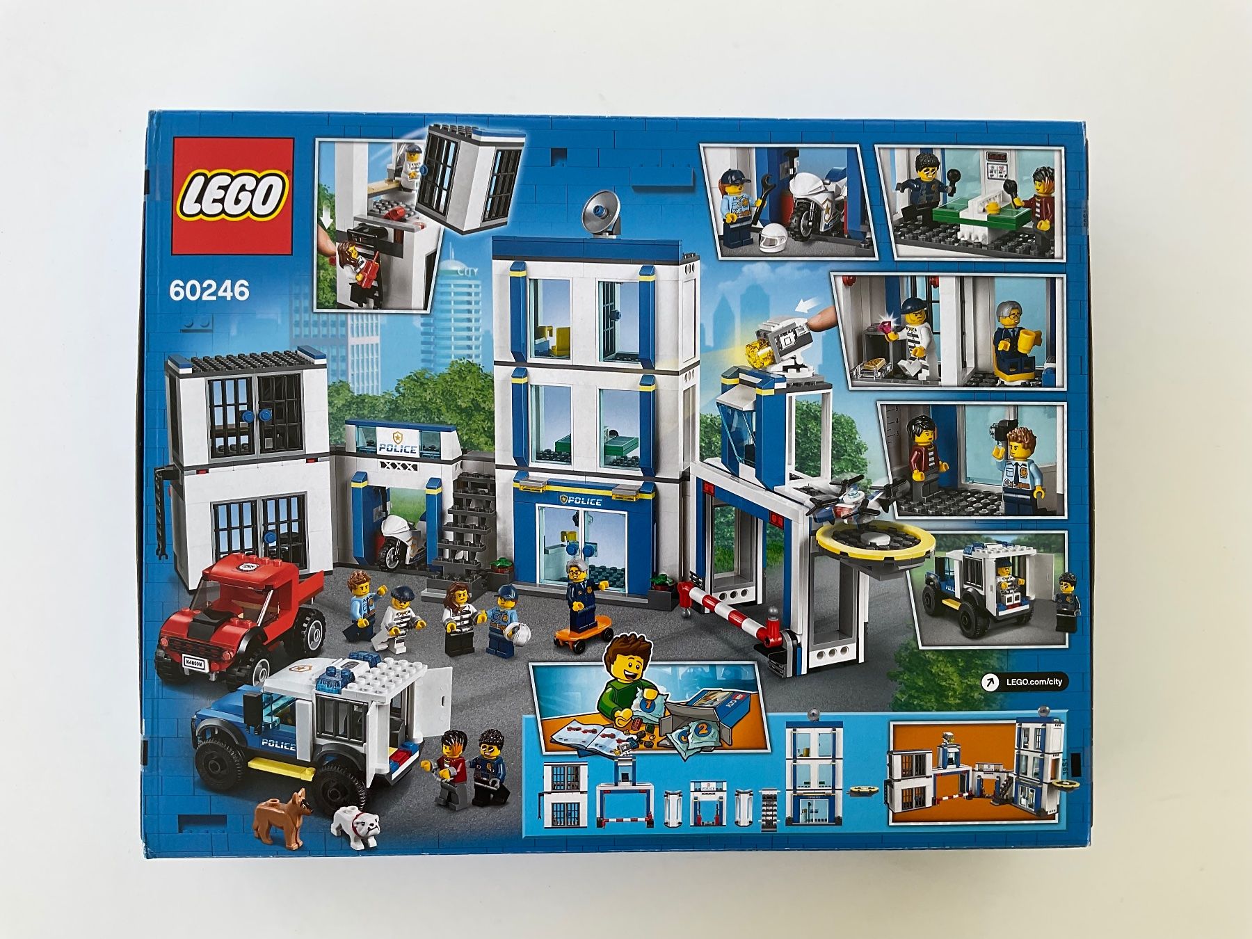 Lego Kit di costruzioni: Lego 60246 Polizeistation NEU/OVP – Nuovo e nell'imballaggio originale da Schlieren venduto da Palace_of_Bricks 1